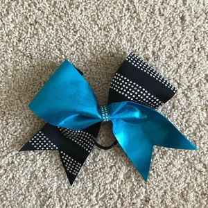 Spirit of Texas practice wear bow